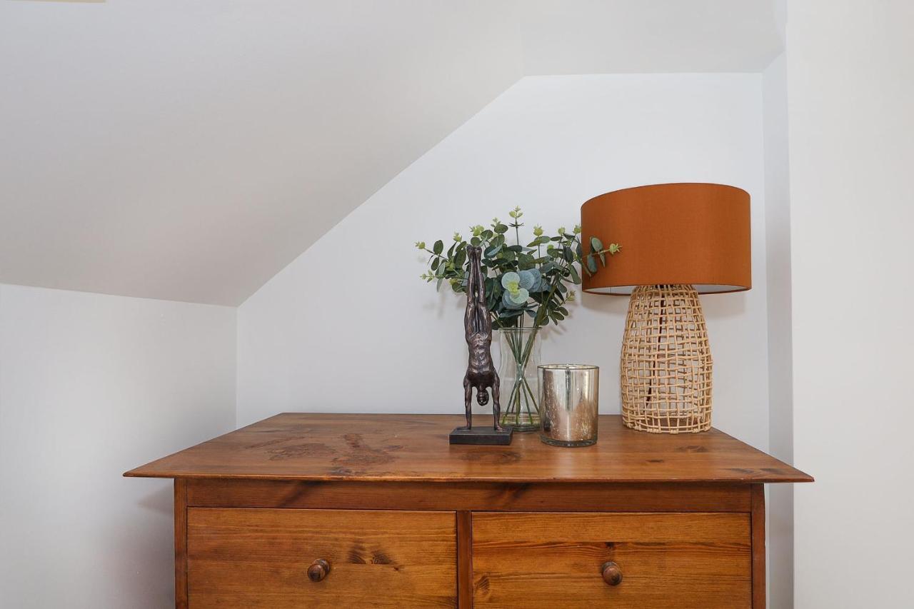 The London Secret, 1 Bed Flat With Patio - Zone 2 Apartamento Exterior foto